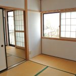 (居間)